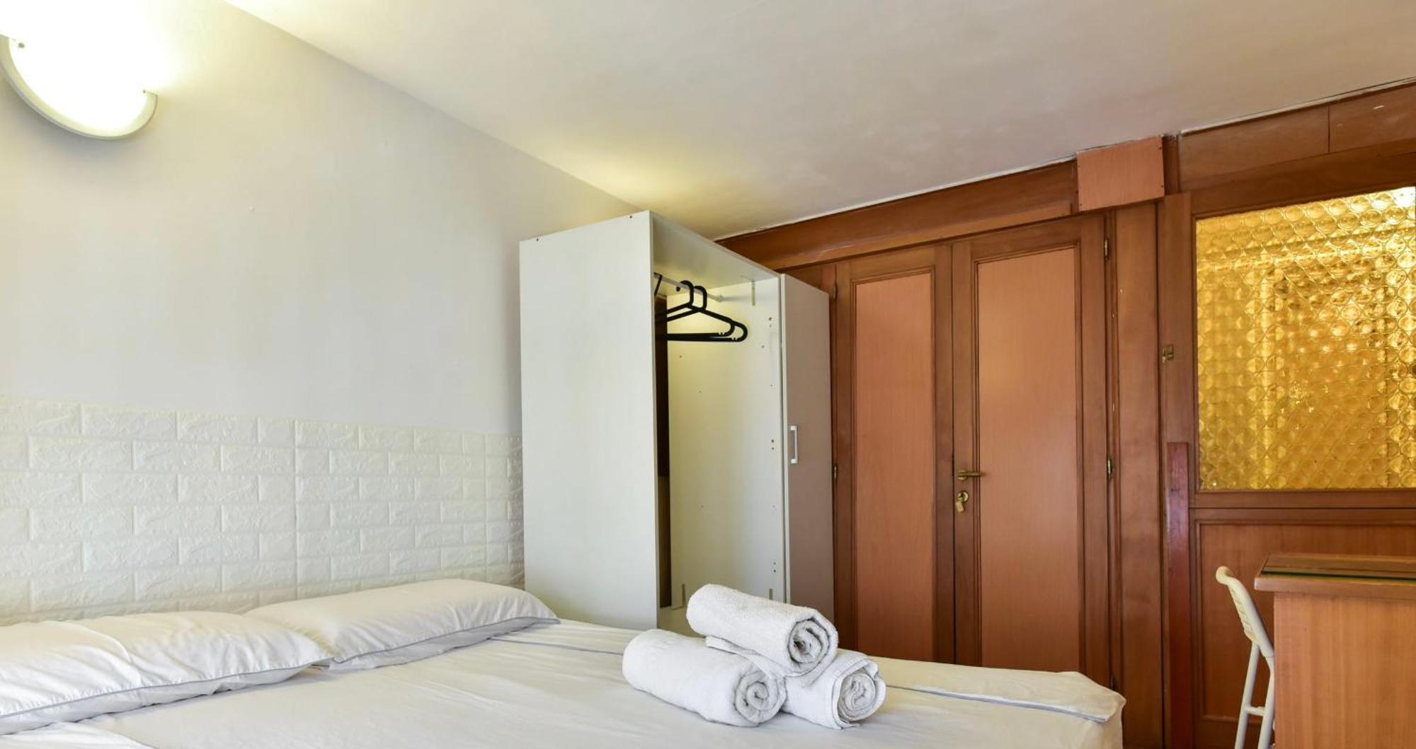 Rum i privatbostad Center Termini & Sale Rom