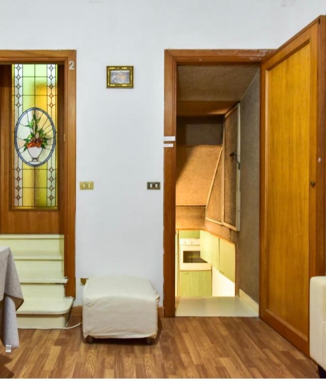 Rum i privatbostad Center Termini & Sale *